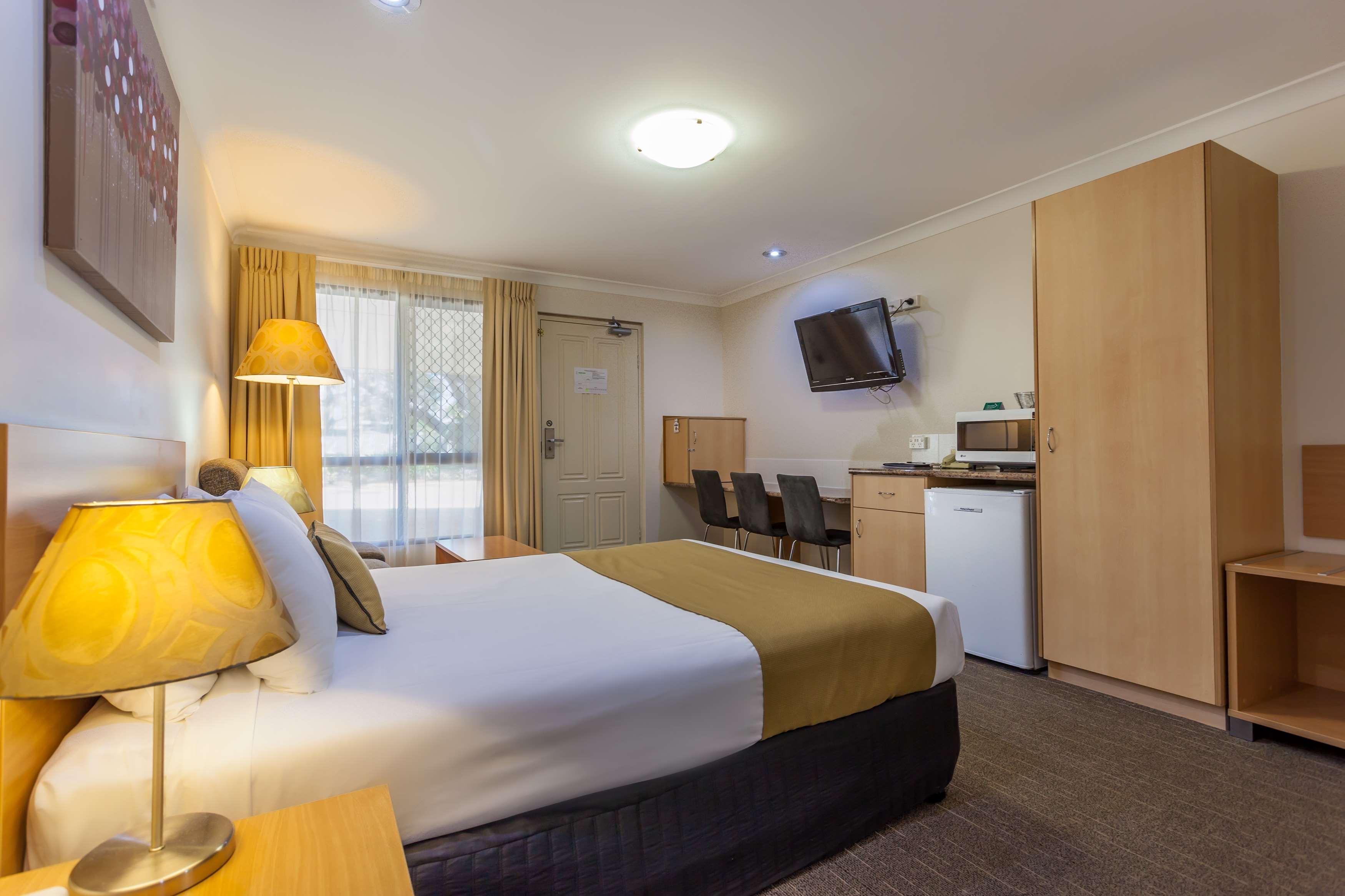 Best Western Tuscany On Tor Motor Inn Туумба Екстериор снимка