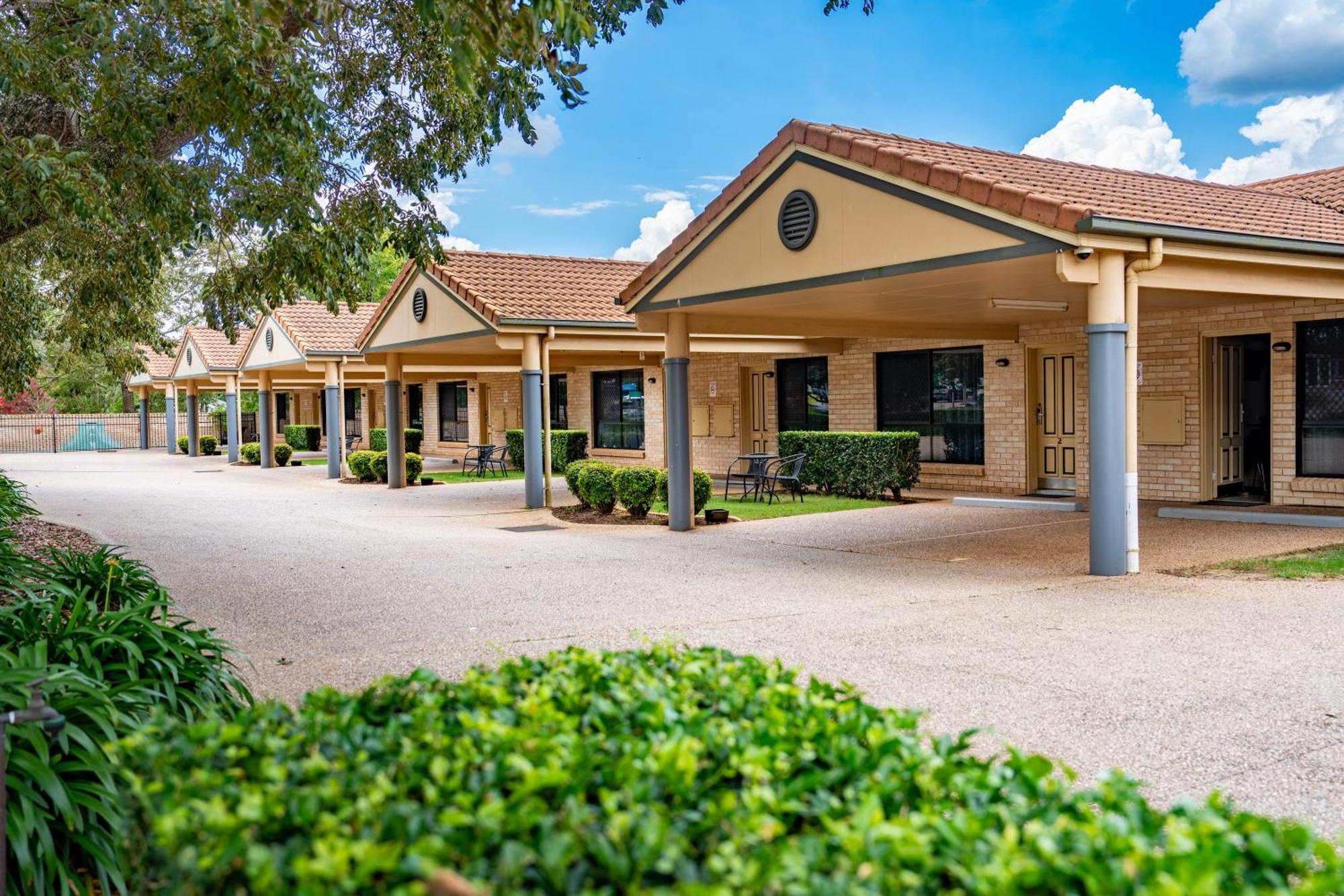 Best Western Tuscany On Tor Motor Inn Туумба Екстериор снимка