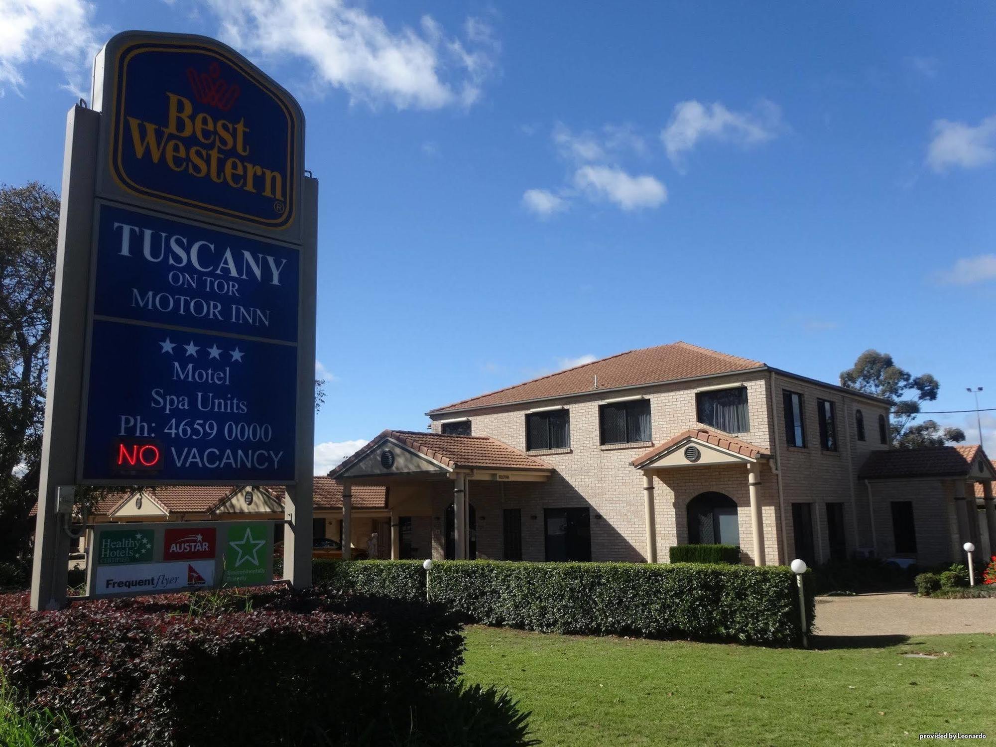 Best Western Tuscany On Tor Motor Inn Туумба Екстериор снимка